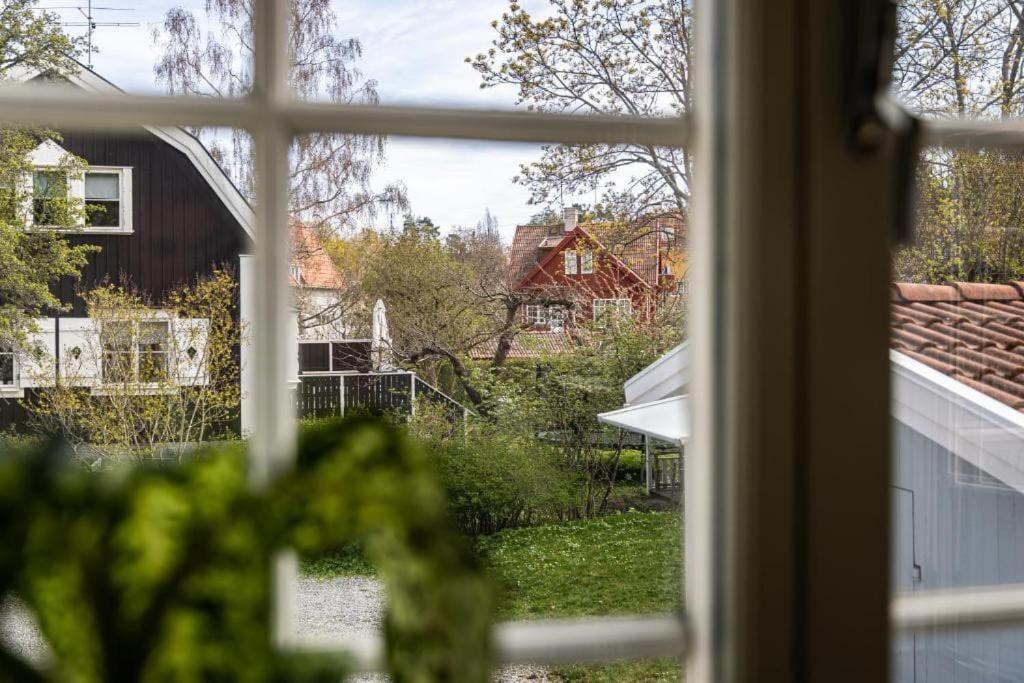 Beautiful And Modern Accommodation Near Stockholm City Exteriör bild